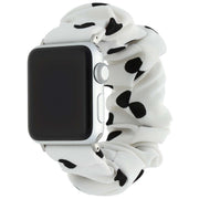 Apple Watch Armband Savara – Scrunchie – Nylon – Weiß mit schwarzen Punkten