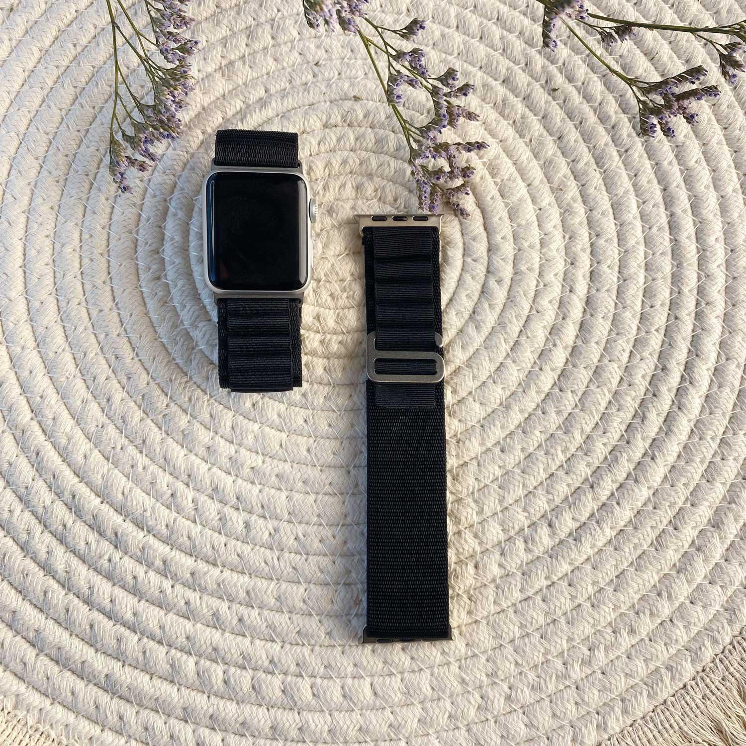 Apple Watch bandje Alpine - nylon - zwart